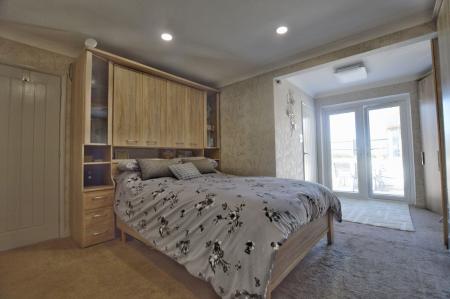 3 bedroom Detached bungalow for sale in High Street, Rippingale, PE10