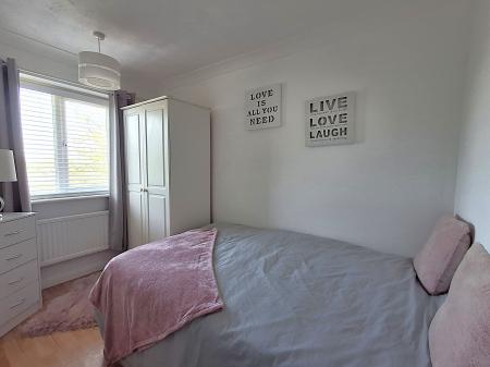 3 bedroom Semi-detached house for sale in Rochester Court, Bourne, PE10