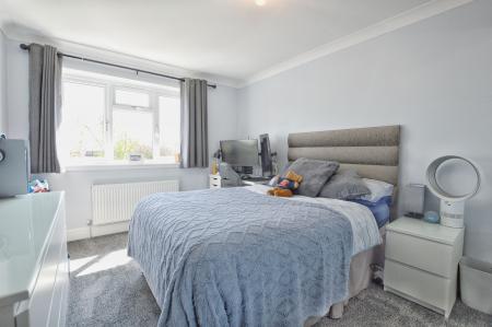 4 bedroom Detached house for sale in Burmor Close, Bourne, PE10