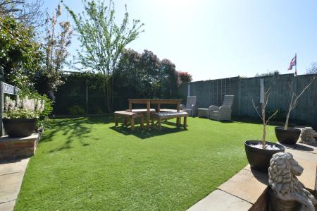 4 bedroom Detached house for sale in Burmor Close, Bourne, PE10