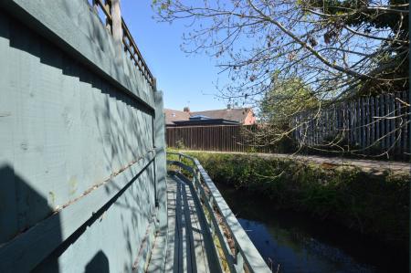 4 bedroom Detached house for sale in Burmor Close, Bourne, PE10