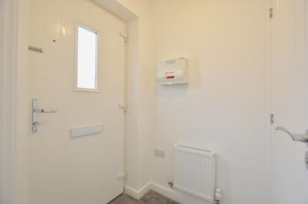 2 bedroom Semi-detached house for sale in Lingfield Park, Bourne, PE10