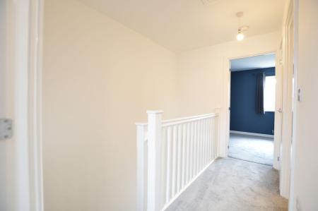 2 bedroom Semi-detached house for sale in Lingfield Park, Bourne, PE10