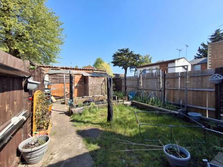 2 bedroom Semi-detached house for sale in West Street, Bourne, PE10