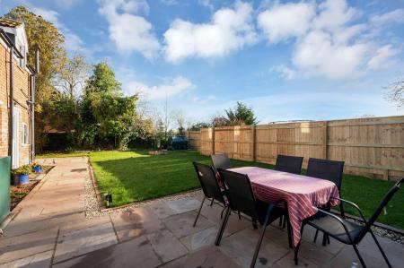 3 bedroom Detached house to let in East Street, Rippingale, PE10