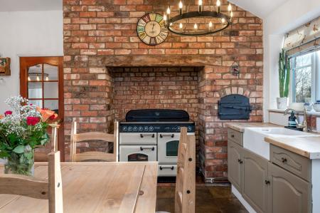 3 bedroom Detached house to let in East Street, Rippingale, PE10