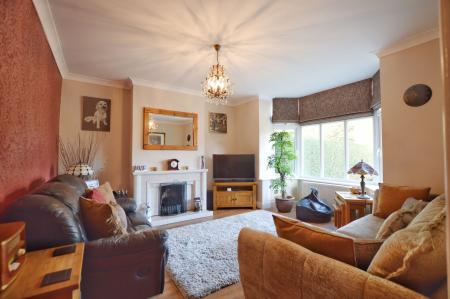 4 bedroom Semi-detached house for sale in West Road, Bourne, PE10