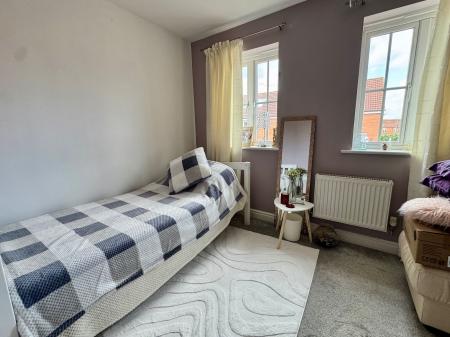 2 bedroom End of terrace house for sale in Beck Way, Thurlby, PE10