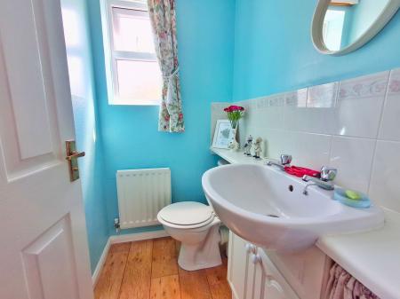 3 bedroom Detached house for sale in Waterloo Drive, Morton, PE10