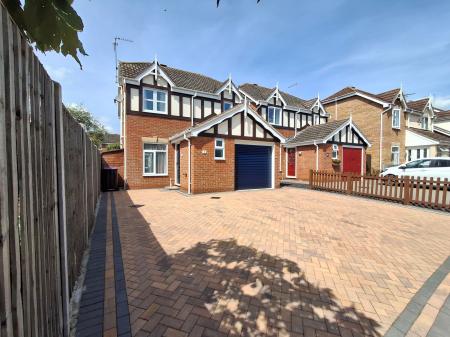 Waterloo Drive, Morton, PE10