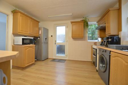 3 bedroom Semi-detached house for sale in Dovecote Estate, Rippingale, PE10