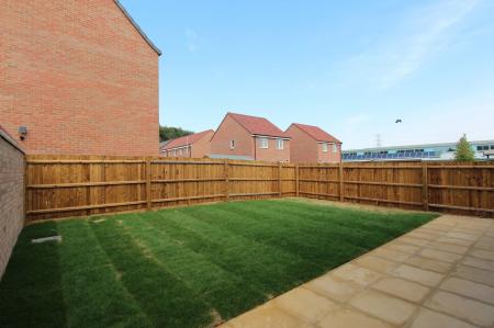 3 bedroom Detached house to let in Sandown Drive, Bourne, PE10
