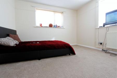 3 bedroom Flat to let in West Street, Bourne, PE10
