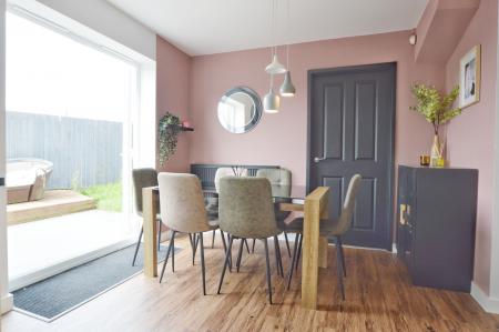 3 bedroom Semi-detached house for sale in Bath Close, Bourne, PE10