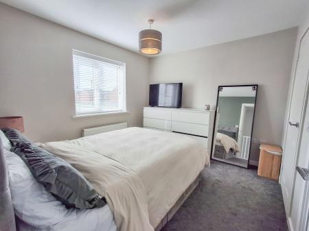 3 bedroom Semi-detached house for sale in Bath Close, Bourne, PE10