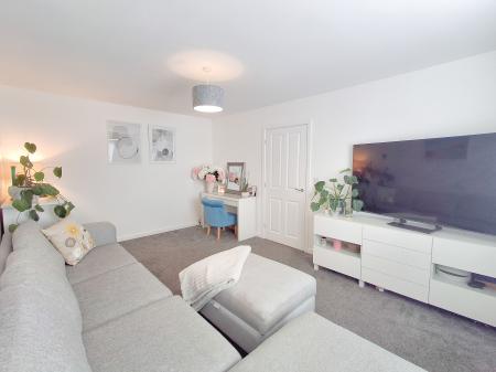 3 bedroom Semi-detached house for sale in Bath Close, Bourne, PE10