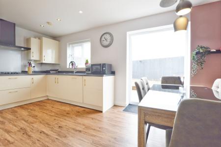 3 bedroom Semi-detached house for sale in Bath Close, Bourne, PE10