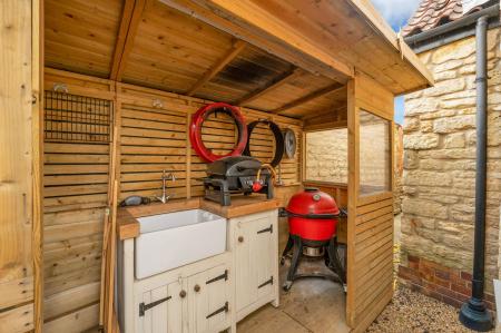 4 bedroom Detached house for sale in High Street, Corby Glen, NG33