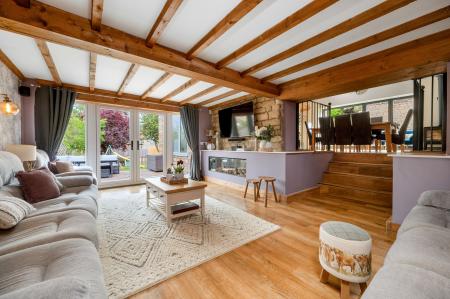 4 bedroom Detached house for sale in High Street, Corby Glen, NG33