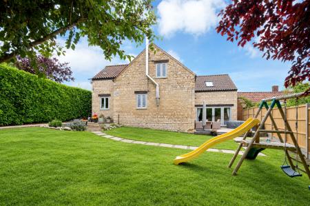 4 bedroom Detached house for sale in High Street, Corby Glen, NG33