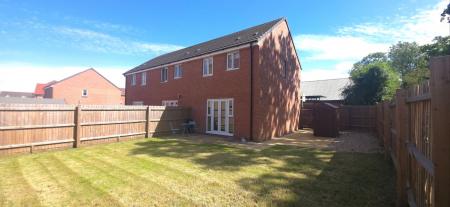 Folkestone Close, Bourne, PE10