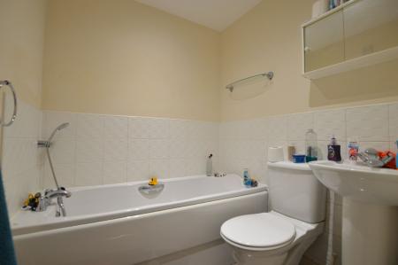 2 bedroom Flat for sale in The Pollards, Bourne, PE10