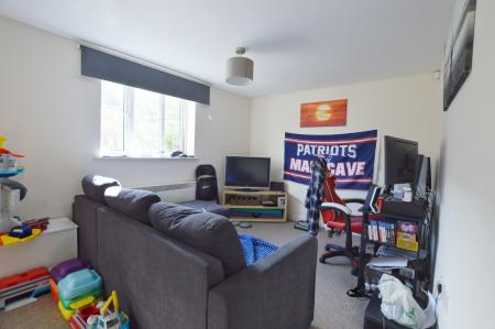 2 bedroom Flat for sale in The Pollards, Bourne, PE10