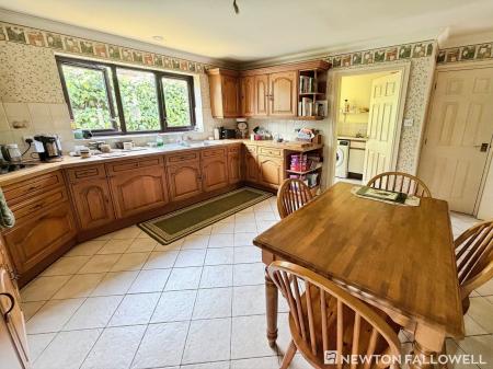 3 bedroom Detached bungalow for sale in Cumberland Gardens, Castle Bytham, NG33