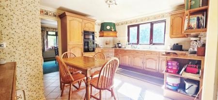 3 bedroom Detached bungalow for sale in Cumberland Gardens, Castle Bytham, NG33