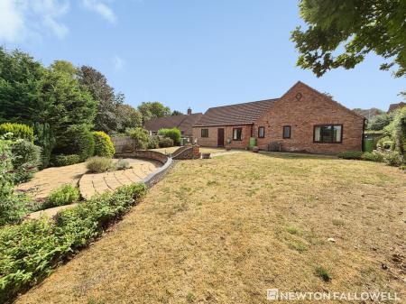 3 bedroom Detached bungalow for sale in Cumberland Gardens, Castle Bytham, NG33