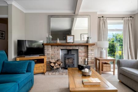 4 bedroom Detached bungalow for sale in High Street, Corby Glen, NG33