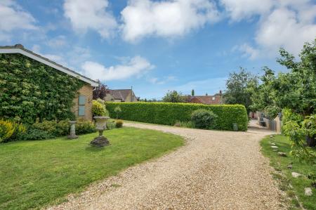 4 bedroom Detached bungalow for sale in High Street, Corby Glen, NG33