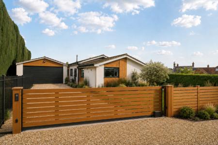 4 bedroom Detached bungalow for sale in High Street, Corby Glen, NG33