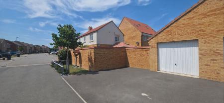 4 bedroom Detached house for sale in Spa Chase, Bourne, PE10