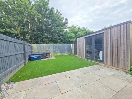 3 bedroom Semi-detached house for sale in Great Leighs, Bourne, PE10