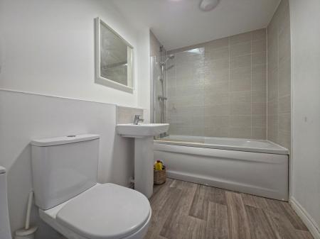 3 bedroom Semi-detached house for sale in Great Leighs, Bourne, PE10