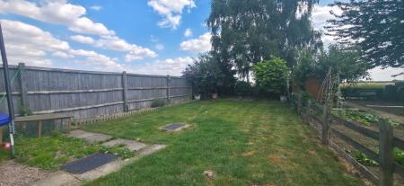 2 bedroom Terraced House for sale in Bourne Road, Pode Hole, PE11