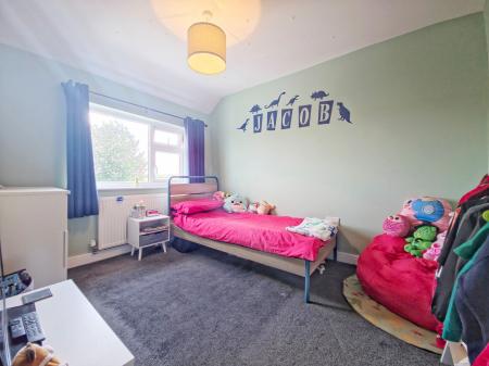 2 bedroom Terraced House for sale in Bourne Road, Pode Hole, PE11