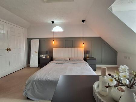 3 bedroom End of terrace house for sale in The Hayfields, Spalding, PE11