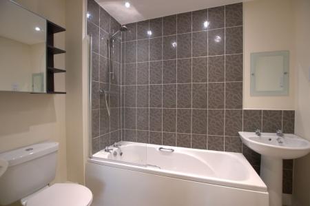 1 bedroom Flat to let in Sandown Drive, Bourne, PE10