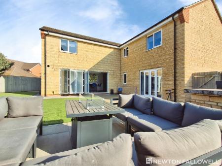 4 bedroom Detached house for sale in Musselburgh Way, Bourne, PE10