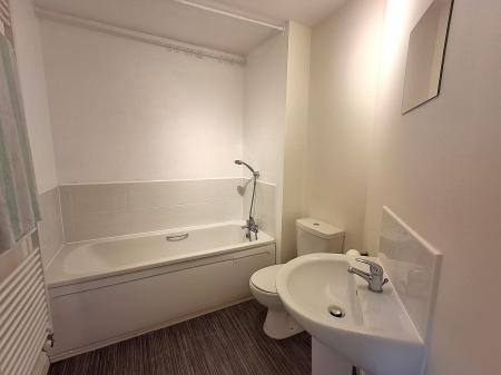 3 bedroom Terraced House for sale in Brooklands Way, Bourne, PE10