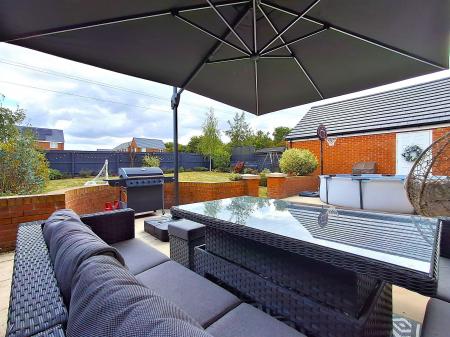 5 bedroom Detached house for sale in Witham Crescent, Bourne, PE10