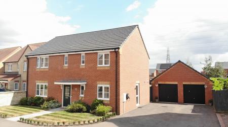5 bedroom Detached house for sale in Witham Crescent, Bourne, PE10