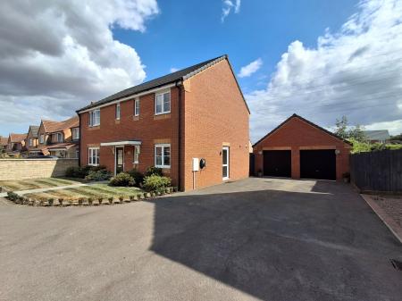 5 bedroom Detached house for sale in Witham Crescent, Bourne, PE10
