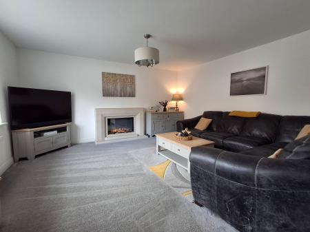 5 bedroom Detached house for sale in Witham Crescent, Bourne, PE10