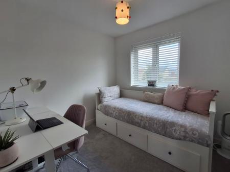 5 bedroom Detached house for sale in Witham Crescent, Bourne, PE10