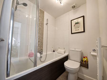 4 bedroom Detached house for sale in Swift Way, Thurlby, PE10