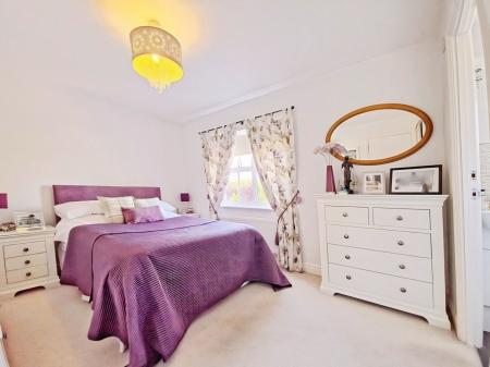 4 bedroom Detached house for sale in Swift Way, Thurlby, PE10