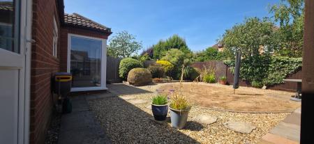4 bedroom Detached house for sale in Swift Way, Thurlby, PE10